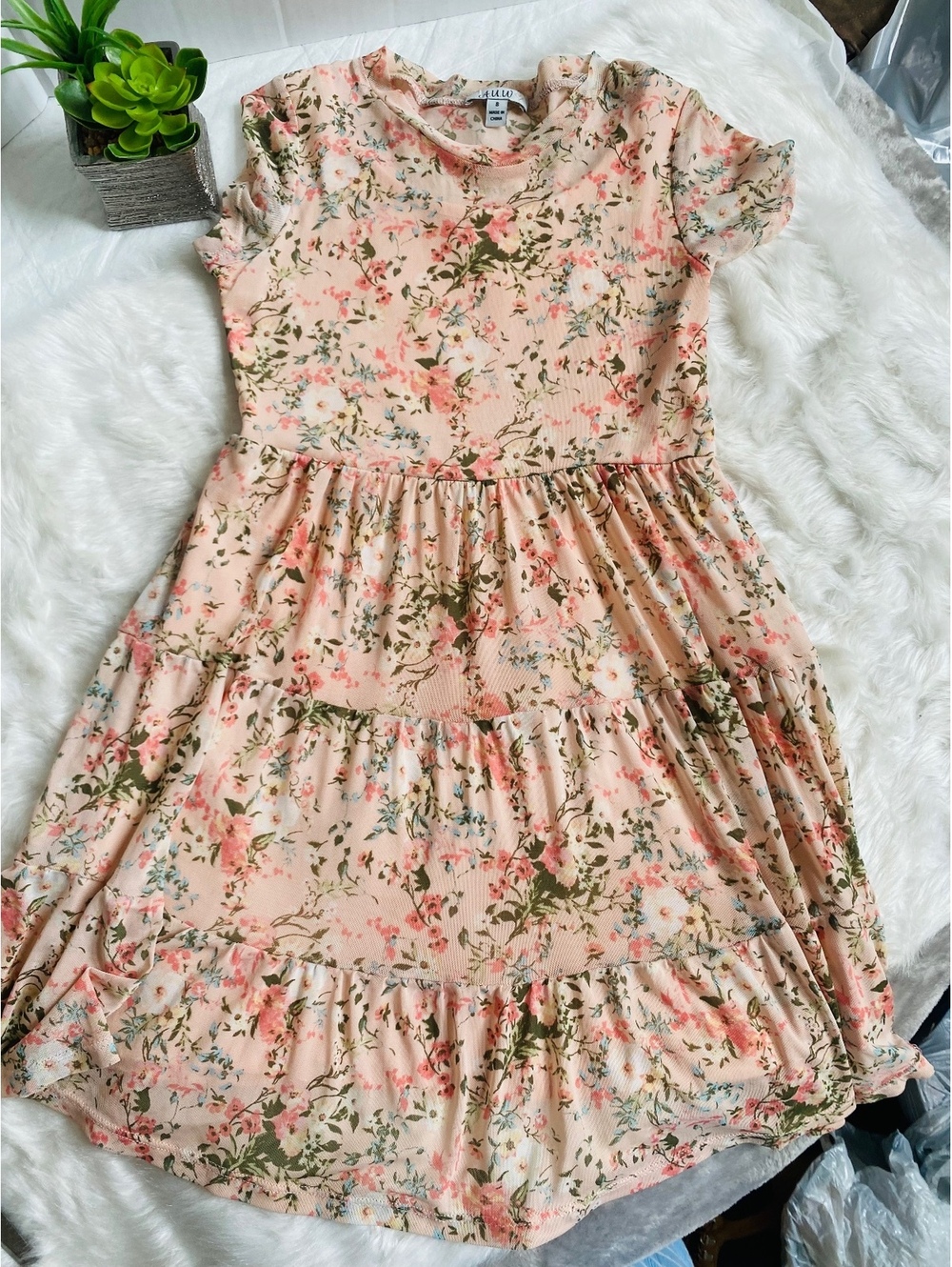 AUW Girls Floral Tiered Dress Size 8 Peach Pink Green
